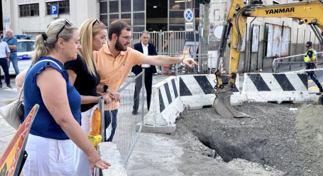 Salis durante sopralluogo ©facebook.com/silviasalissindaca