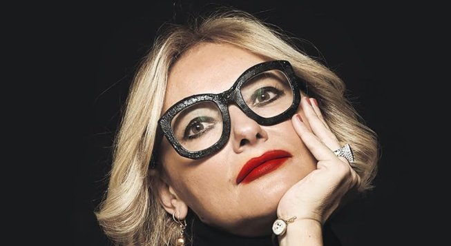 Silvia Berri sulla copertina del libro Le parole che indosso