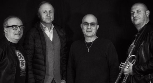 Travel collective © teatronazionalegenova.it