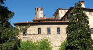 Castello della Manta