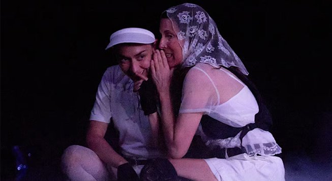 Foto di scena © Farina/teatrodellatosse.it