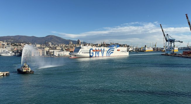 Gnv Virgo a Genova