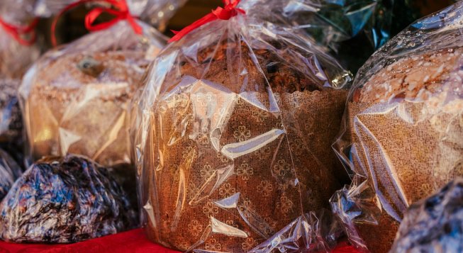 Panettoni © Gabriella Clare Marino / Unsplash