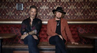 Adrian Smith e Richie Kotzen in concerto - Black Light/White Noise Tour 2026
