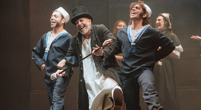 Roberto Ciufoli in A Christmas Carol