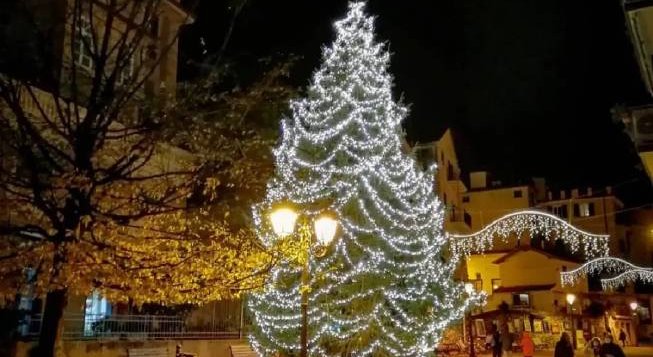 Albero di Natale ad Arenzano ©Arenzano Turismo