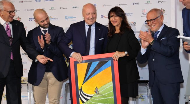 Premiazione con Beppe Marotta ©Stelle nello Sport