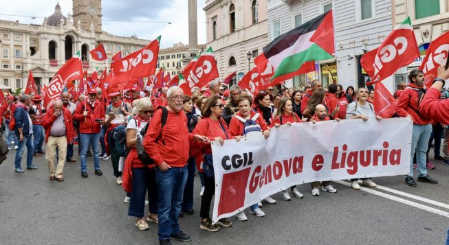 Corteo Cgil Genova ©facebook.com/cgilgenova