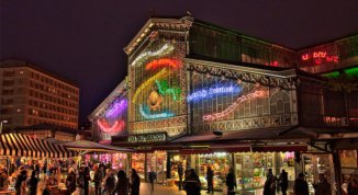 A Natale Porta Palazzo brilla
