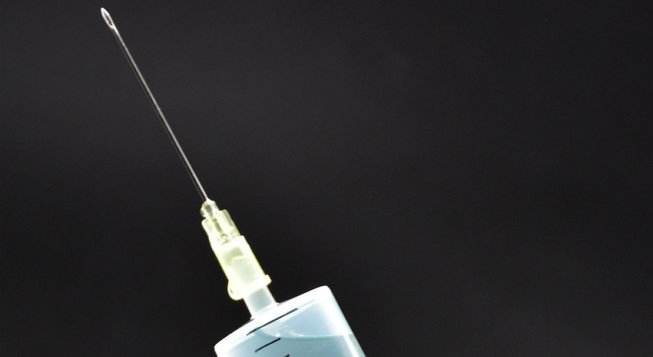 Vaccino ©KlausHausmann - Pixabay