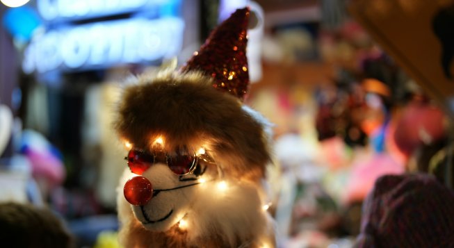 Mercatino di Natale © Unsplash / zhendong wang