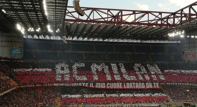 Tifosi del Milan a San Siro © chatst2 / pixabay