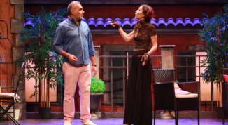 Ti amo o qualcosa del genere: la commedia cult in scena al Teatro Gioiello