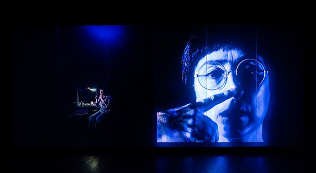 Foto di scena © Masiar Pasquali/teatronazionalegenova.it