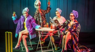 Escaped Alone, con l'ensemble Lacasadargilla e la regia di Lisa Ferlazzo Natoli e Alessandro Ferroni