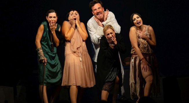 Streghe da marciapiede © Giuseppe D'Anna