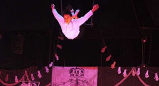 Abri Des Cafards - Las Corpa in scena al Cafè Muller