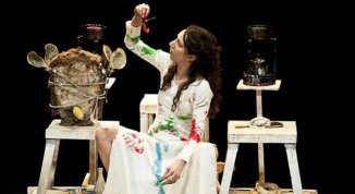 Cleopatras in scena al Teatro Gobetti