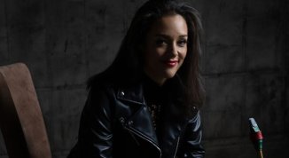 Vanessa Collier in concerto