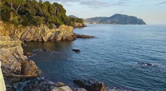 Scali sul mare e scogliere tra Sori e Bogliasco: escursione tra creuze e viottoli