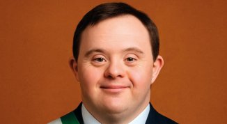 Paolo Ruffini presenta il libro Io sono perfetto: incontro e firmacopie