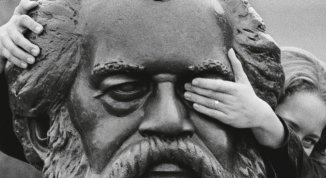 Mauro Galligani presenta il libro Alla luce dei fatti: reportage tra due secoli