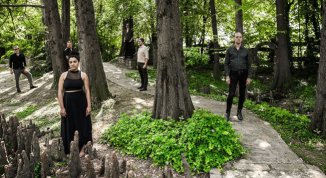 Julie’s Haircut in concerto - Radiance Opposition Tour