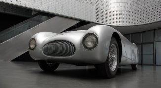 L'automobile come concetto: la nuova mostra di Alain Bublex al MAUTO