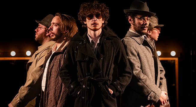 Foto di scena © Donato Aquaro/teatrodellatosse.it