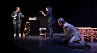Cocaina, al Teatro dell'Ortica un moderno 'Aspettando Godot' tra vizi e segreti