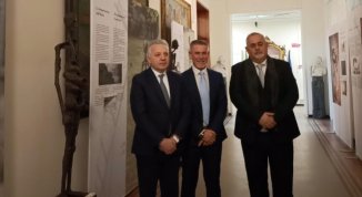 Giorno della Memoria 2026: a Palazzo Civico la mostra Sauro Cavallini. L’opera di un internato