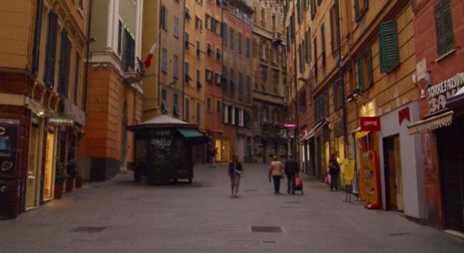 Via San Vincenzo nel 2013 ©Alessio Sbarbaro, wikipedia commons