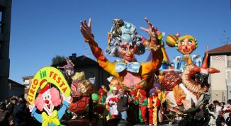 Carnevale di Cantù 2026: centesima edizione con 4 sfilate di carri allegorici