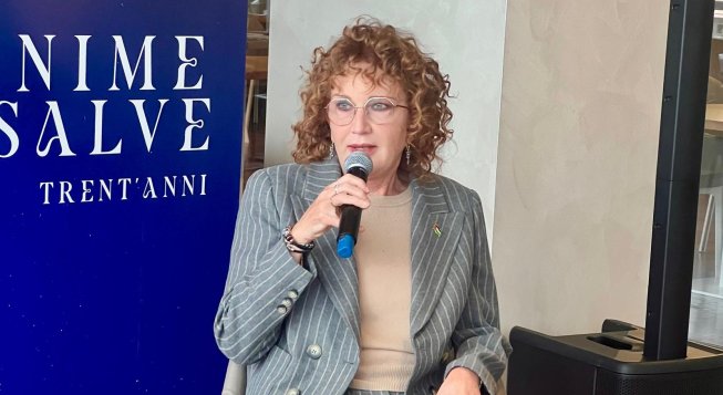 Fiorella canta Fabrizio e Ivano: Anime Salve, il tour 2026 parte da Genova: «La musica come voce di dissenso»