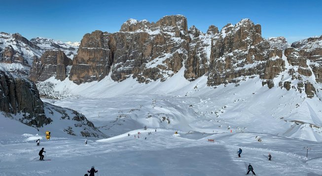 Cortina d'Ampezzo © Secret Travel Guide/unsplash.com