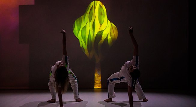 Foto di scena © teatrosocialecamogli.it