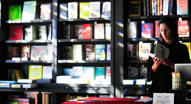 Libreria © Unsplash / Pj Accetturo