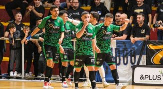 L84 Torino - Meta Catania, partita di calcio a Leinì