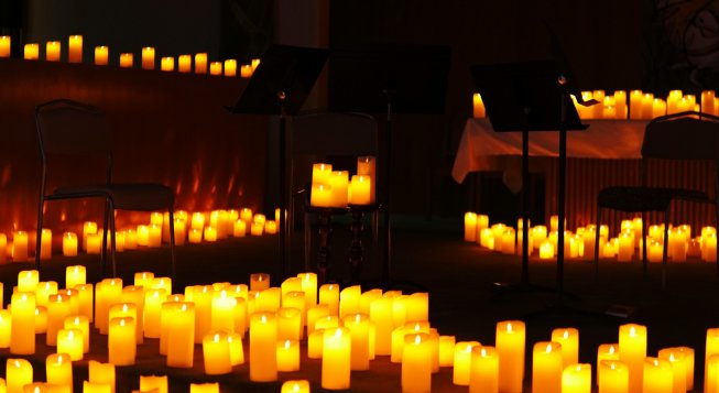 Candele © Unsplash / Dmitry Spravko