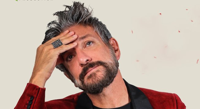 Sergio Assisi nella locandina dello spettacolo - teatrosocialecamogli.it