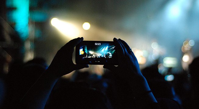 concerto cellulare @ Pexels - pixabay.com