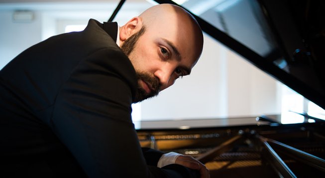 Alessandro Deljavan