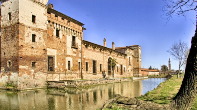 Castello di Padernello: un gioiello del quattrocento in provincia di Brescia