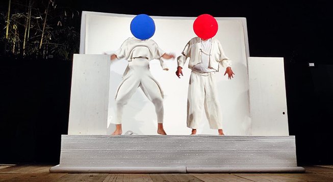 Foto di scena © teatrodellatosse.it