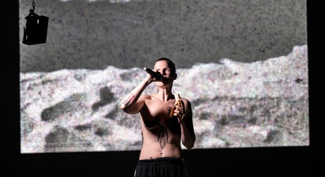 Federica Rosellini in I-Girl