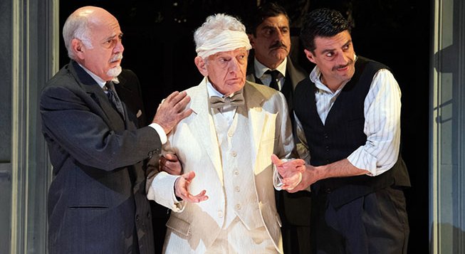 Foto di scena © Tommaso Le Pera/teatronazionalegenova.it