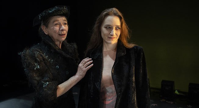 Foto di scena © Luca Del Pia/teatronazionalegenova.it