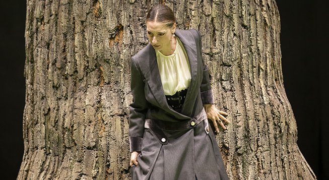 Foto di scena © Andrea Macchia/teatronazionalegenova.it