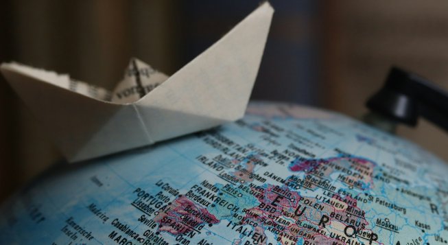 Mappamondop © Joachim Schnürle / Unsplash