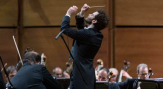 Orchestra Sinfonica di Milano in concerto con Kiron Atom Tellian, dirige Emmanuel Tjeknavorian